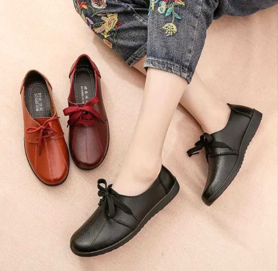 Womens All Season Flat soled Shoes