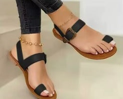 Women Summer Fashionable Clip Top Cross Trap Flat Sandals