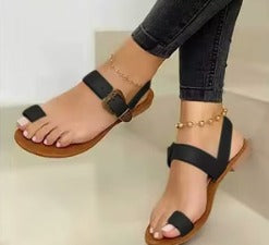 Women Summer Fashionable Clip Top Cross Trap Flat Sandals